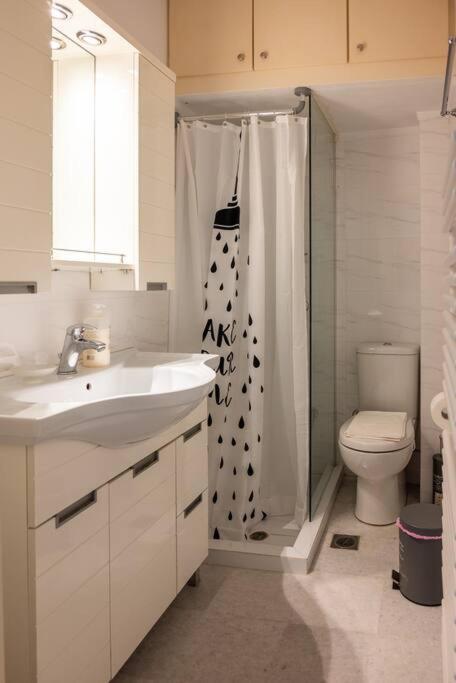 Athens Retreat 1-Bdr Apt Close To Metro Station Apartman Kültér fotó