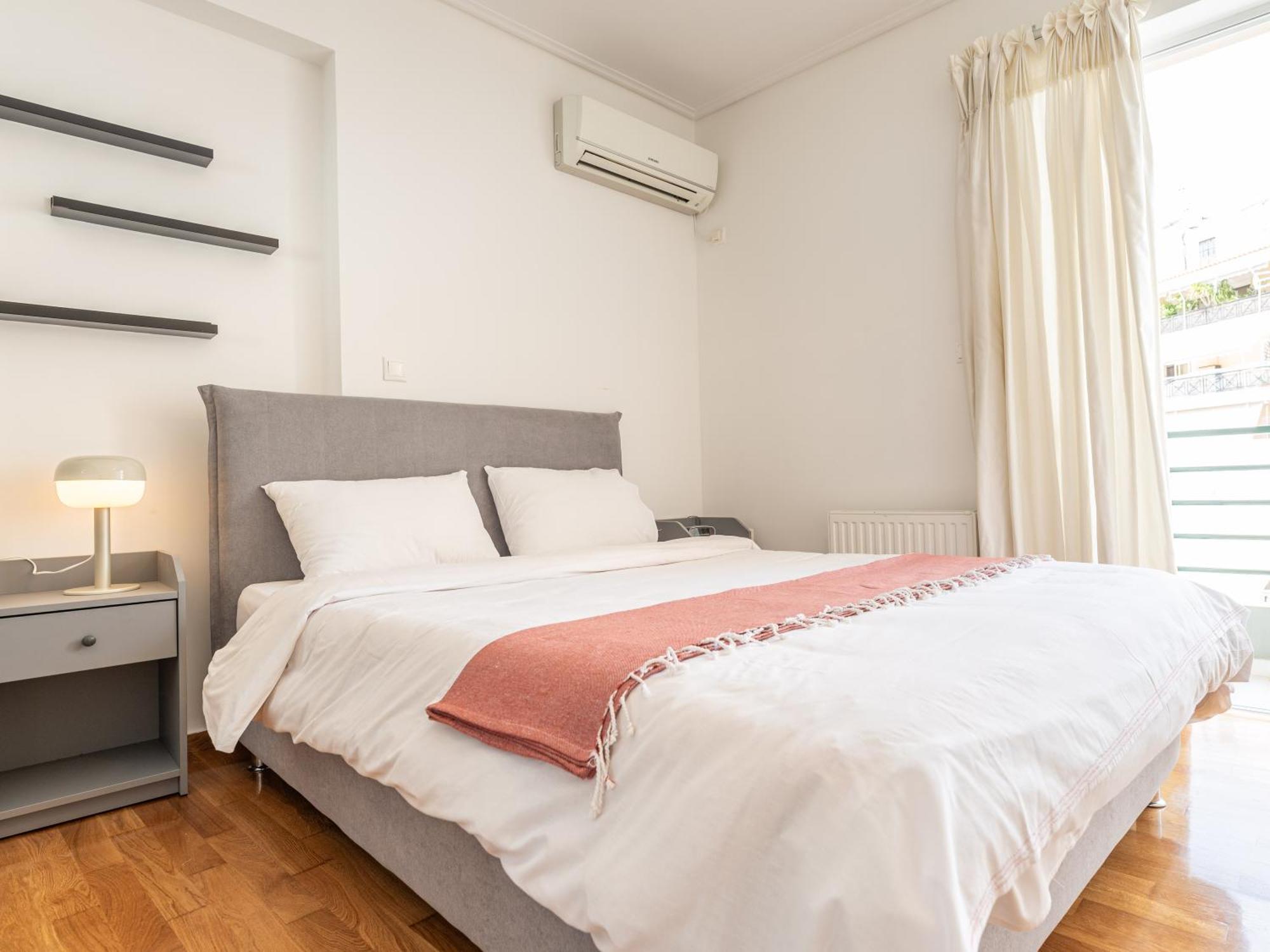 Athens Retreat 1-Bdr Apt Close To Metro Station Apartman Kültér fotó